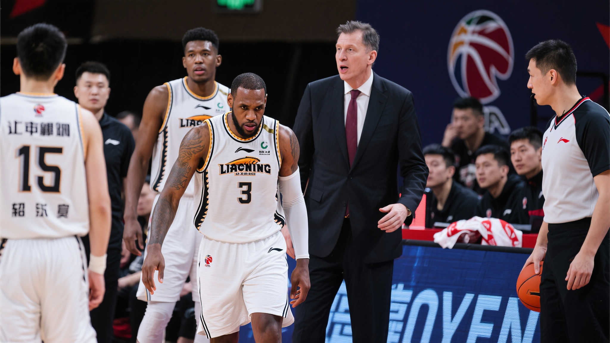 陈天灿底角爆发：准投三分扭转半决赛低迷表现